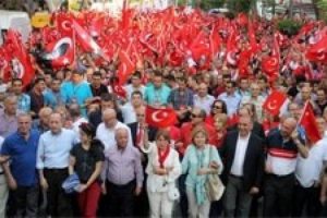 CHP milletvekilinin c&uuml;zdanı &ccedil;alındı