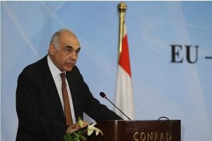 Esad'sız &ccedil;&ouml;z&uuml;me Mısır'da destek verdi