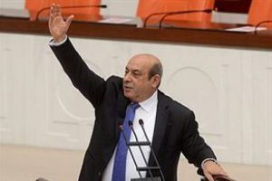 "Meclis'in &uuml;st&uuml;nde bir g&uuml;&ccedil;le karşı karşıyayız"