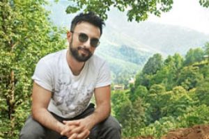 Tarkan'dan eğitime destek!