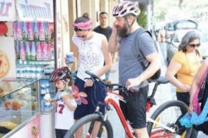 Bisiklet sırtında Bebek'in fethi!