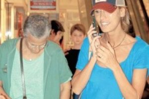 Yeni projesi boğaz ağrısı