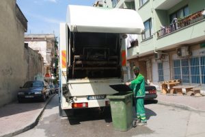 Osmangazi Belediye'sinden k&ouml;t&uuml; kokulara son