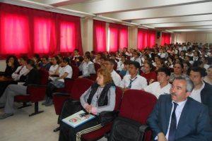 &Ouml;ğrenciler bakteri konusunda bilgilendirildi