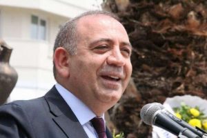 İstanbul i&ccedil;in deprem gibi soru