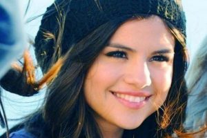 Selena Gomez'den bekaret itirafı