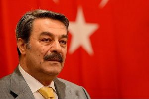 "Ger&ccedil;ek sanat&ccedil;ı korkak olmamalı"