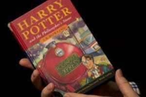 Harry Potter kitabına rekor fiyat!