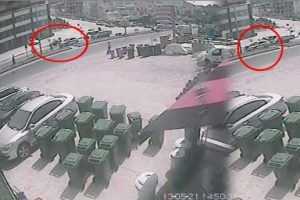 Bir şapka uğruna canından oluyordu