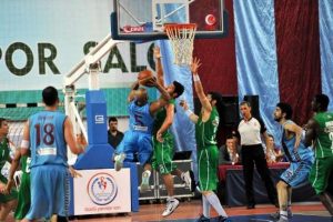 Basket ma&ccedil;ında gerginlik &ccedil;ıktı