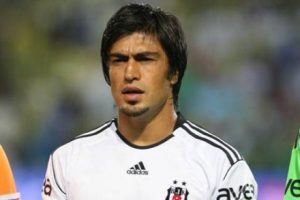 Beşiktaş ile 3 yıllığına anlaştı
