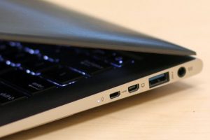 Asus'un gizemli Zenbook'u g&uuml;n y&uuml;z&uuml;ne &ccedil;ıkıyor