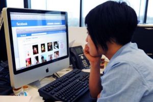 Facebook'taki akrabalar y&uuml;z&uuml;nden Twitter'a ka&ccedil;ıyoruz