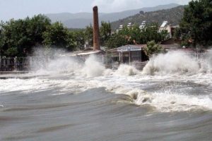 Lodos hayatı fel&ccedil; etti