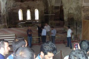 İznik Ayasofya Camisi'nde fotoğraf &ccedil;ekme tartışması karakolluk oldu