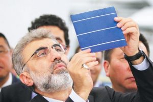 T&uuml;rkiye'nin ilk g&uuml;neş h&uuml;cresi fabrikası Tuzla'ya