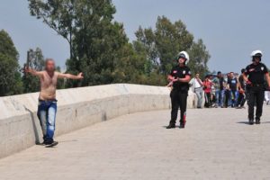 İflas etti &ccedil;ılgına d&ouml;nd&uuml;