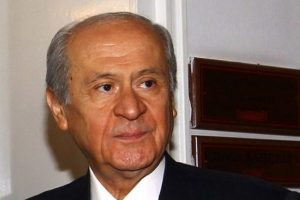 Bah&ccedil;eli'den alkol d&uuml;zenlemesine destek