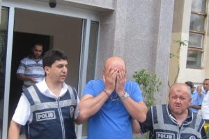 25 ayrı dolandırıcılıktan aranan zanlı tutuklandı