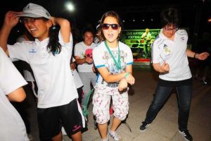 Gangnam Style'lı dostluk finali