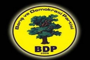 BDP'nin barış konferansında s&uuml;rpriz CHP'li!