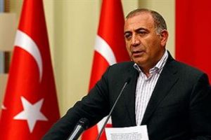 CHP, "Demokrasi ve &Ouml;zg&uuml;rl&uuml;k Mitingi"ne hazırlanıyor