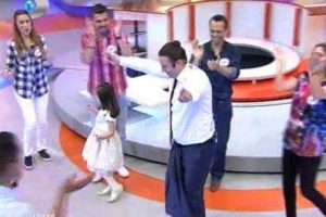 Yarışmacılardan İlker Ayrık'ı şaşırtan s&uuml;rpriz