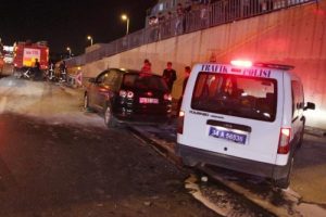 Hostes yanmaktan son anda kurtuldu