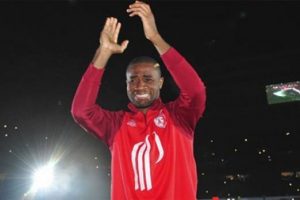 Chedjou g&ouml;zyaşlarıyla veda etti