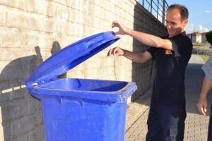 Yılan k&uuml;&ccedil;&uuml;k korkusu b&uuml;y&uuml;k