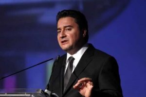 "Bankalar &ouml;l&ccedil;&uuml;y&uuml; ka&ccedil;ırıyor"