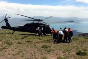 Dağdan d&uuml;şen vatandaşın imdadına jandarma yetişti