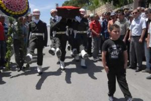 Cesedi bulunan uzman &ccedil;avuş son yolculuğuna uğurlandı