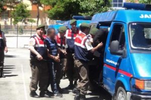 Isparta'da ka&ccedil;ak&ccedil;ılık operasyonu