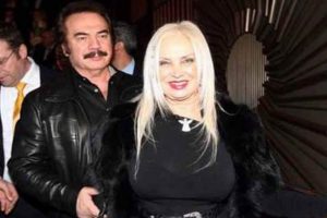 Orhan Gencebay iki kişilik mezar yeri aldı