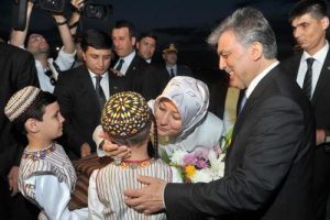 Cumhurbaşkanı G&uuml;l T&uuml;rkmenistan'da