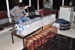 Bin 700 karton ka&ccedil;ak sigara ele ge&ccedil;irildi