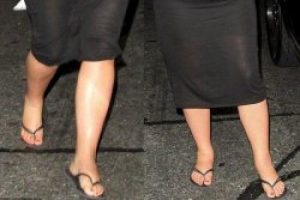 Ayakları ayakkabıya sığmayan &uuml;nl&uuml; kim?