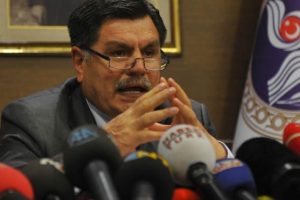 Haşim Kılı&ccedil;'tan alkol d&uuml;zenlemesine uyarı