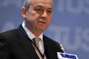 "Yeni ve sivil bir anayasa istiyoruz"