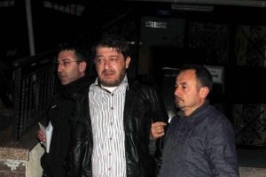 Eski eşini bı&ccedil;aklayana 11 yıl 8 ay hapis cezası
