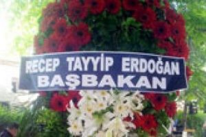 Başbakan'ın &ccedil;elengini kıran &ccedil;ift&ccedil;iye g&ouml;zaltı