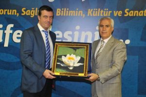 Nil&uuml;fer Belediyesi'ne olumlu değerlendirme