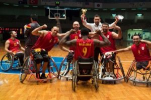 'Engelsiz Aslanlar' Avrupa'nın zirvesinde!