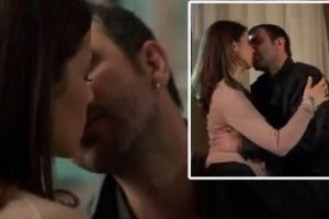 Beren Saat ve Nejat İşler &ouml;p&uuml;şt&uuml; sosyal medya yıkıldı!