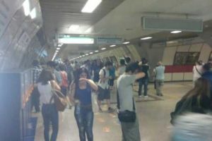 Gazdan etkilenenler metro ve kafeye sığındı