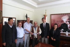 Arazi sahiplerinin tapu sevinci