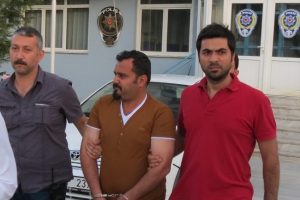 Hırsızlık i&ccedil;in girdiği evdeki yaşlı kadını &ouml;ld&uuml;rd&uuml;
