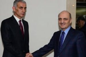 Hacıosmanoğlu'ndan ilk ziyaret bakana