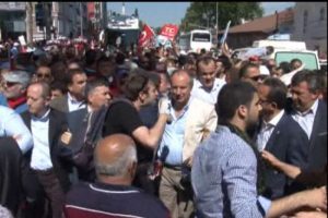 CHP'li İnce'ye 'Sizin arkanızdan y&uuml;r&uuml;meyiz' tepkisi